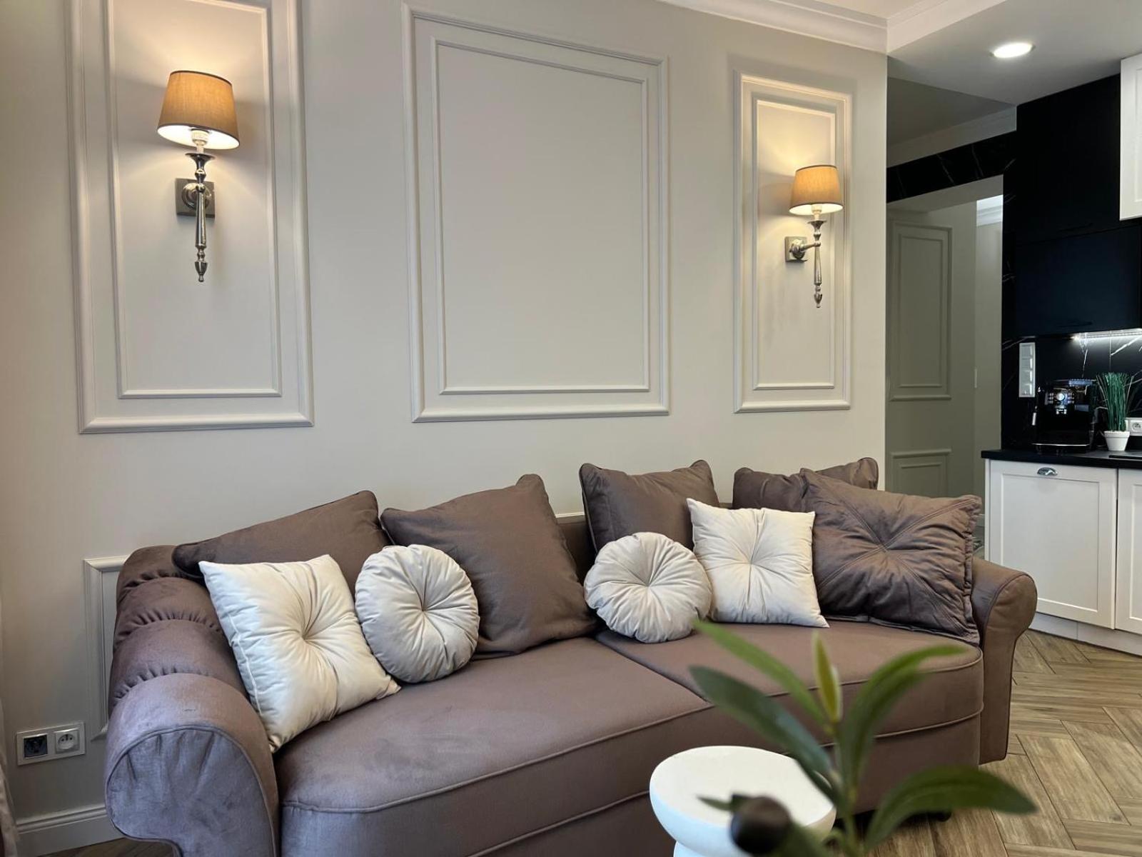 Family Sauna Apartments: Downtown Plac Wolnosci With 5 Bedrooms Apartment