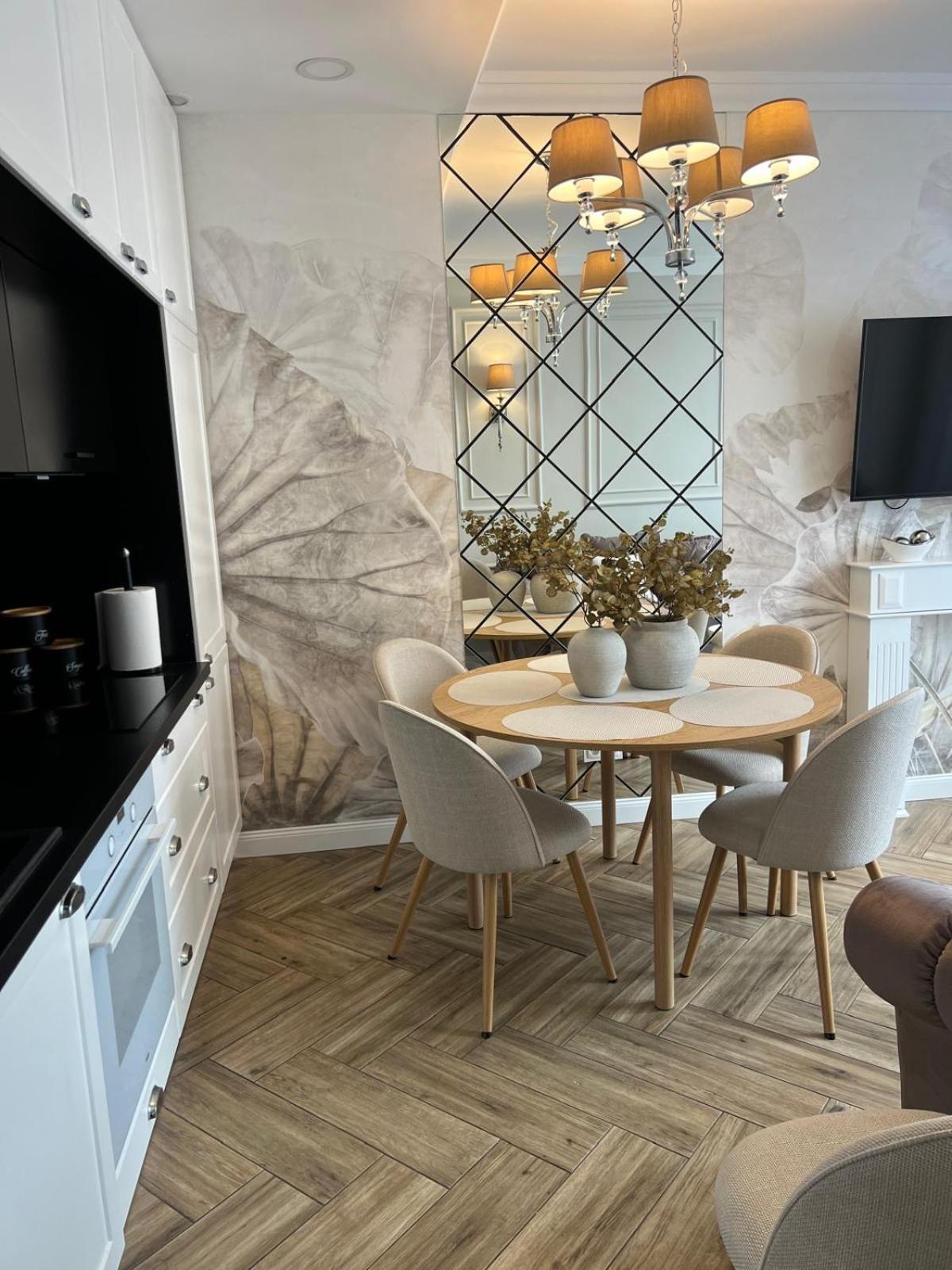 Family Sauna Apartments: Downtown Plac Wolnosci With 5 Bedrooms Apartment