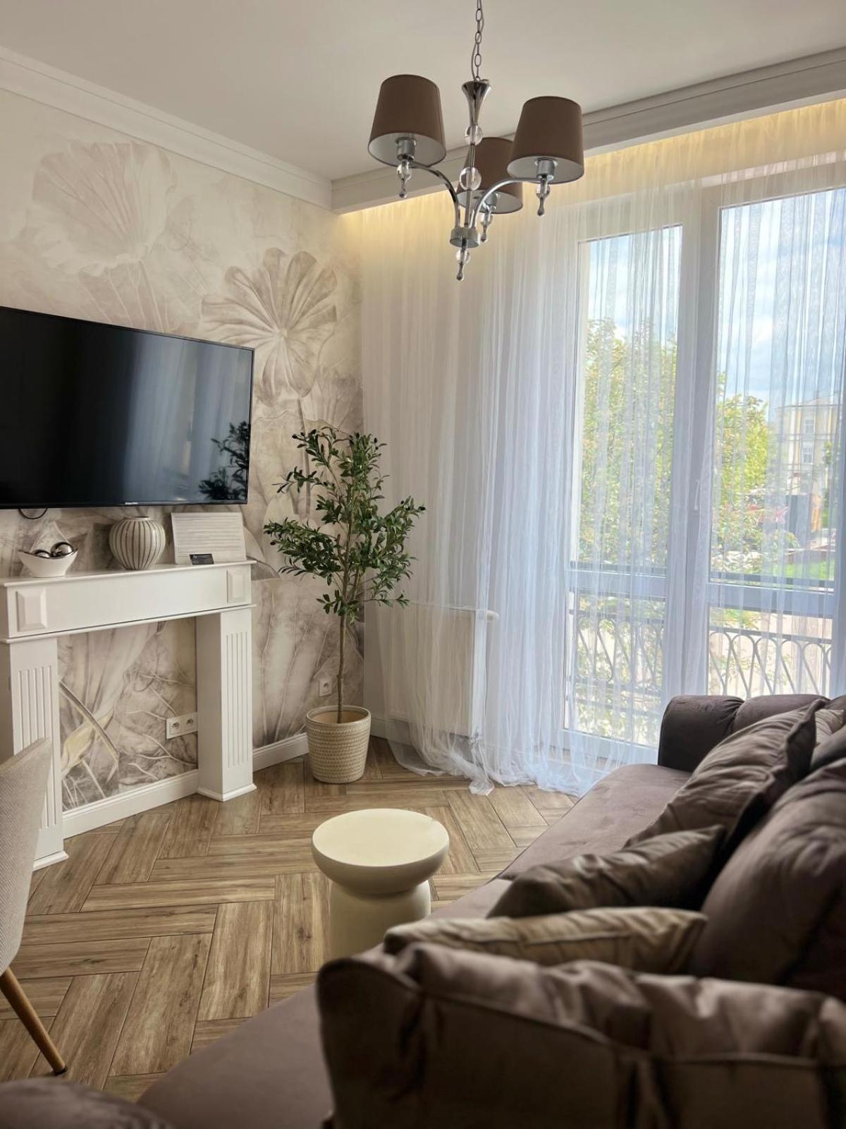 Family Sauna Apartments: Downtown Plac Wolnosci With 5 Bedrooms Apartment Kielce