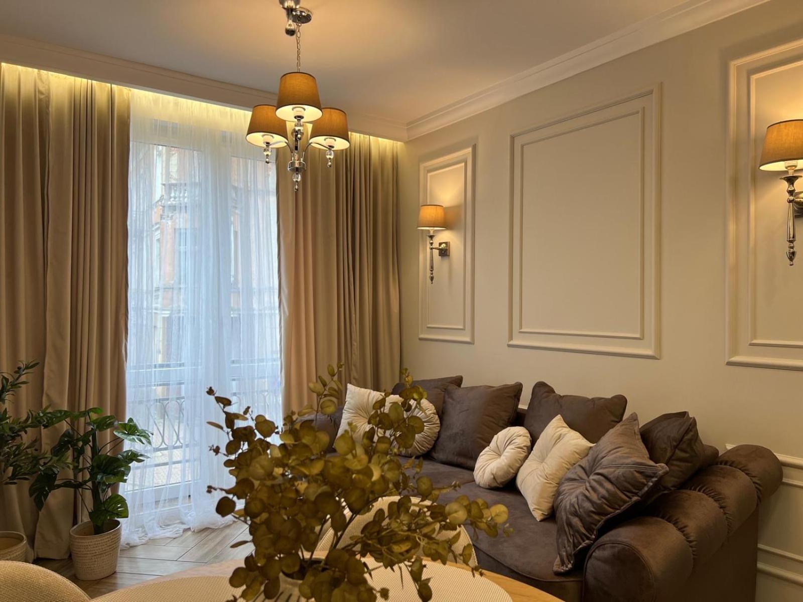 Family Sauna Apartments: Downtown Plac Wolnosci With 5 Bedrooms Kielce