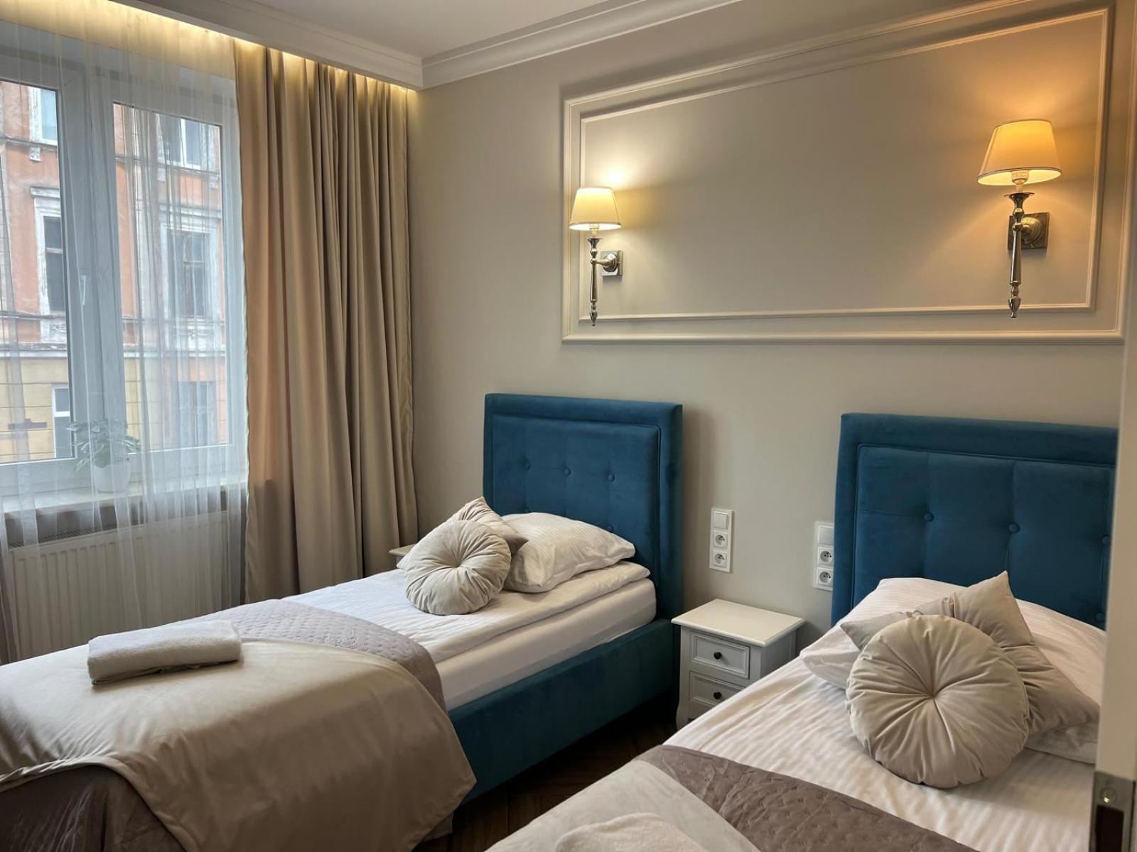 Family Sauna Apartments: Downtown Plac Wolnosci With 5 Bedrooms Apartment *