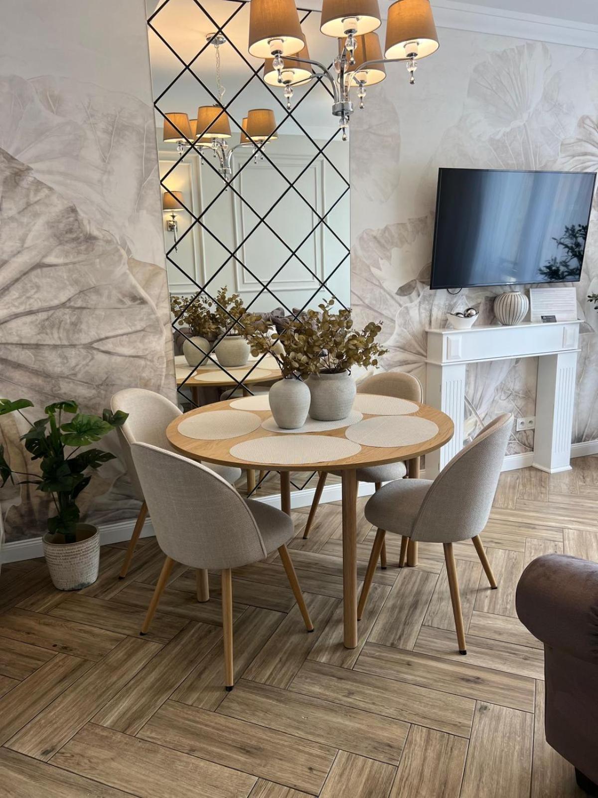 Apartment Family Sauna Apartments: Downtown Plac Wolnosci With 5 Bedrooms Kielce