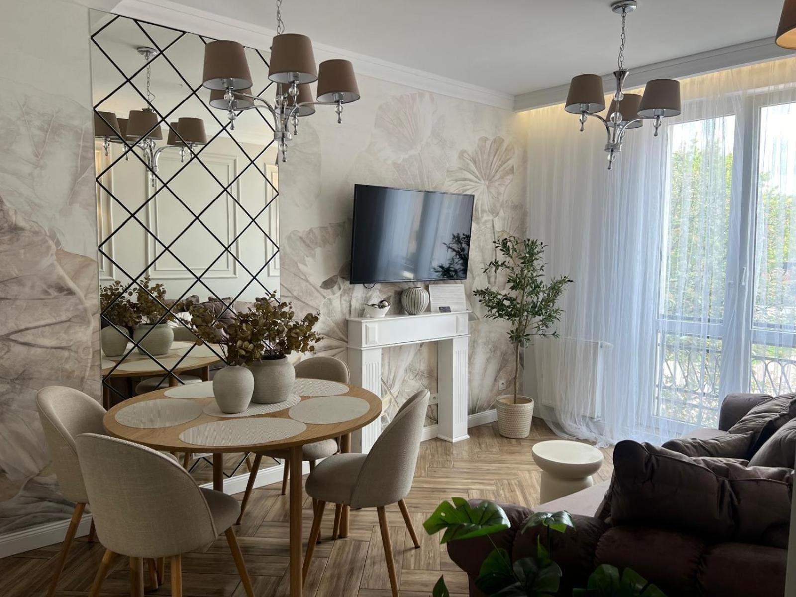 Family Sauna Apartments: Downtown Plac Wolnosci With 5 Bedrooms