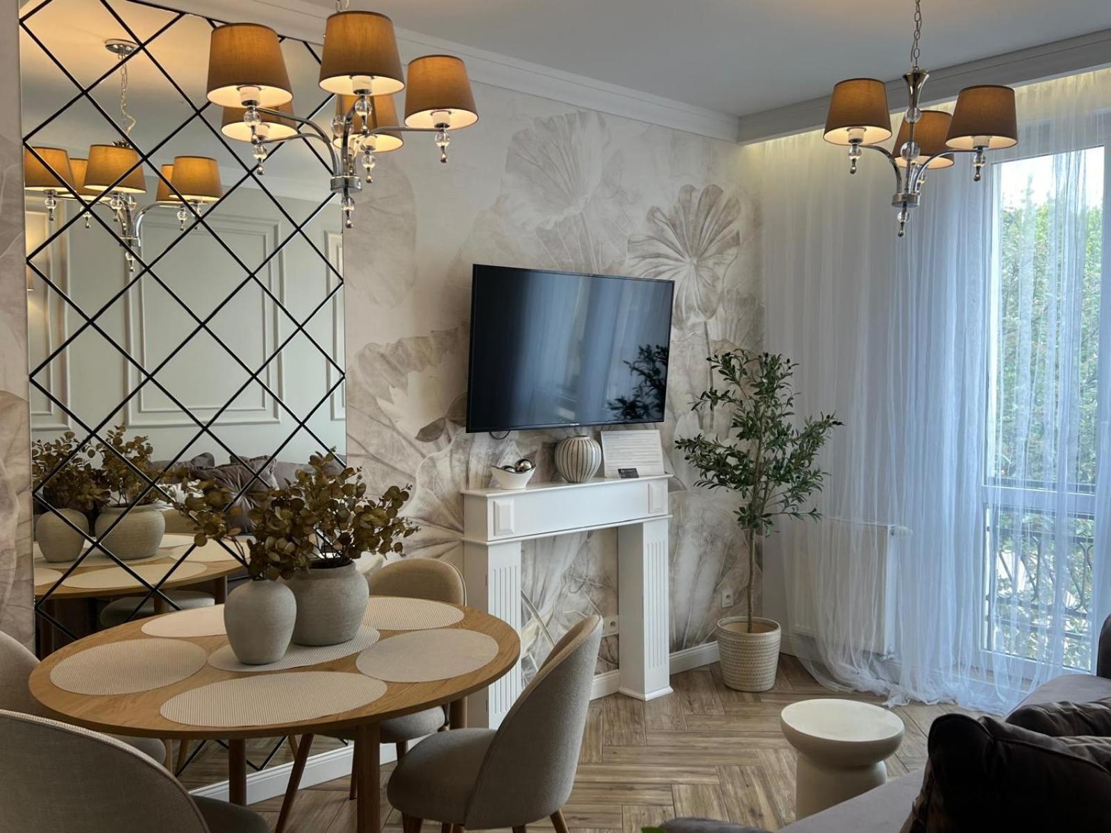 Family Sauna Apartments: Downtown Plac Wolnosci With 5 Bedrooms Apartment