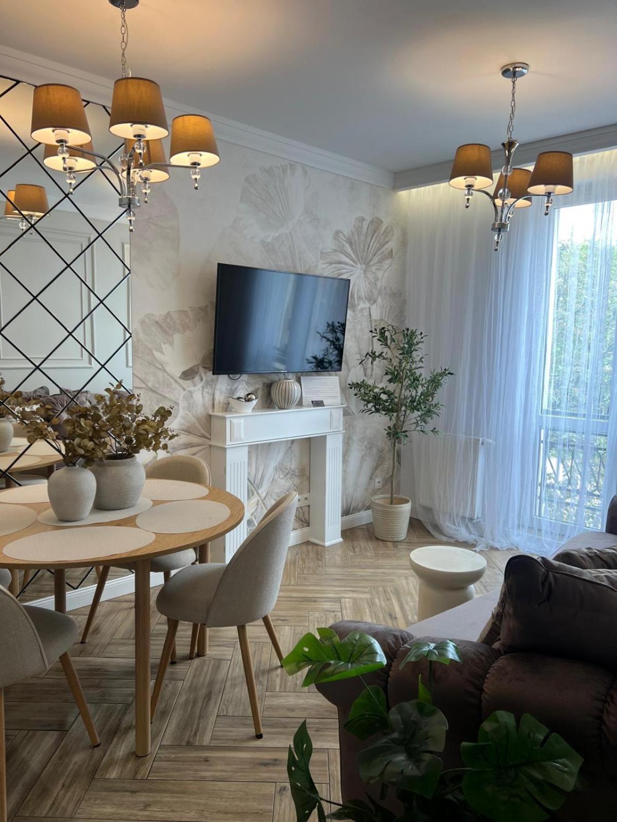 Family Sauna Apartments: Downtown Plac Wolnosci With 5 Bedrooms *