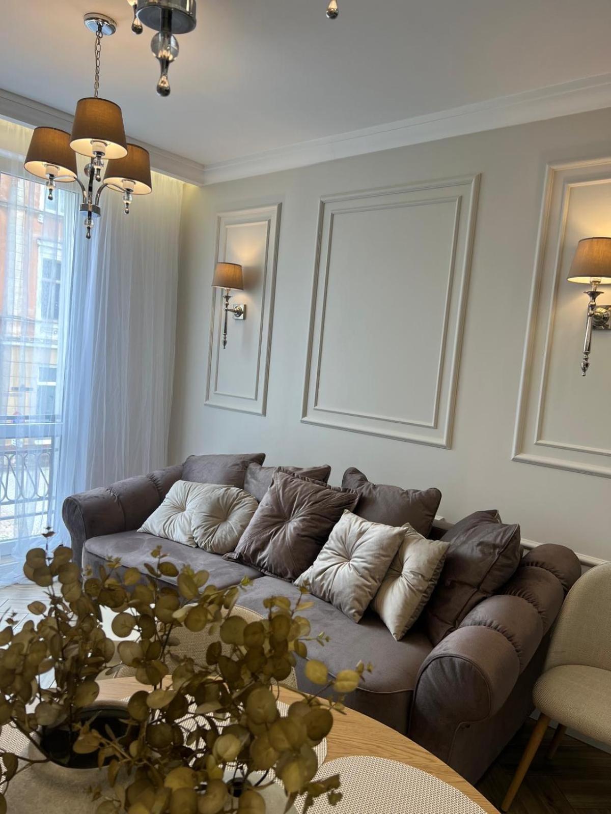 Apartment Family Sauna Apartments: Downtown Plac Wolnosci With 5 Bedrooms