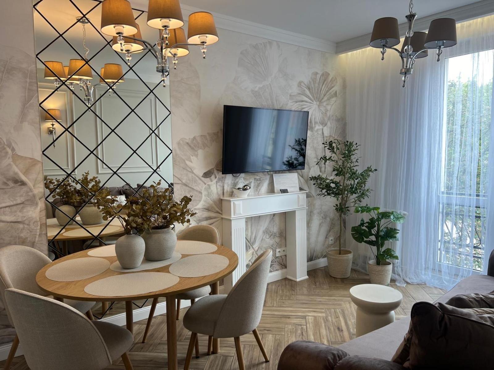 Apartment Family Sauna Apartments: Downtown Plac Wolnosci With 5 Bedrooms *