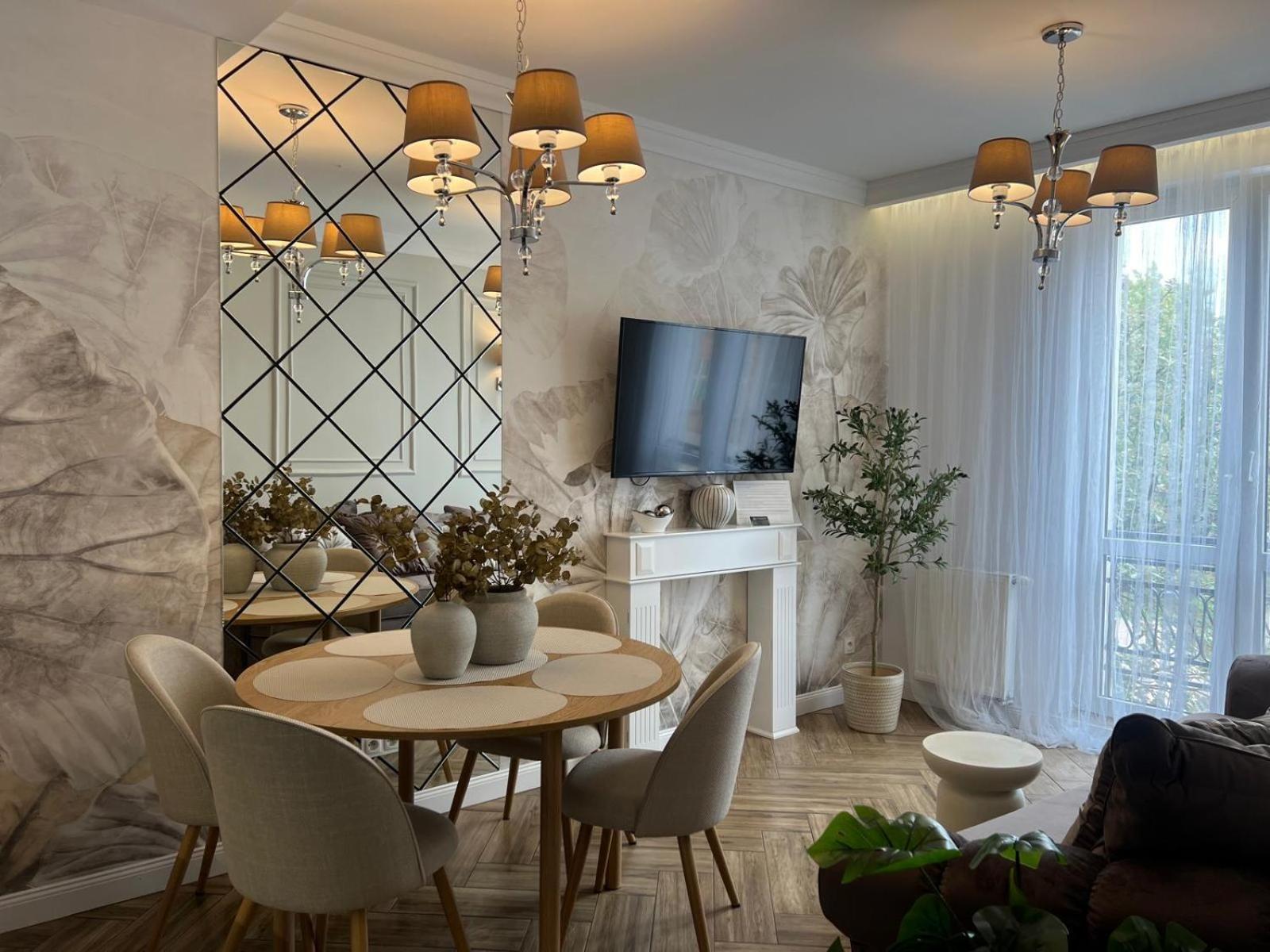Family Sauna Apartments: Downtown Plac Wolnosci With 5 Bedrooms