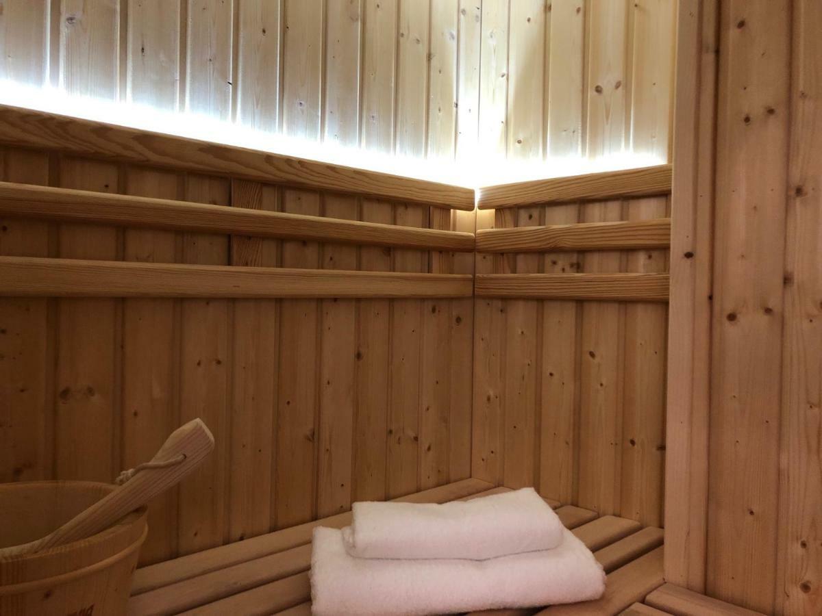 Family Sauna Apartments: Downtown Plac Wolnosci With 5 Bedrooms Apartment