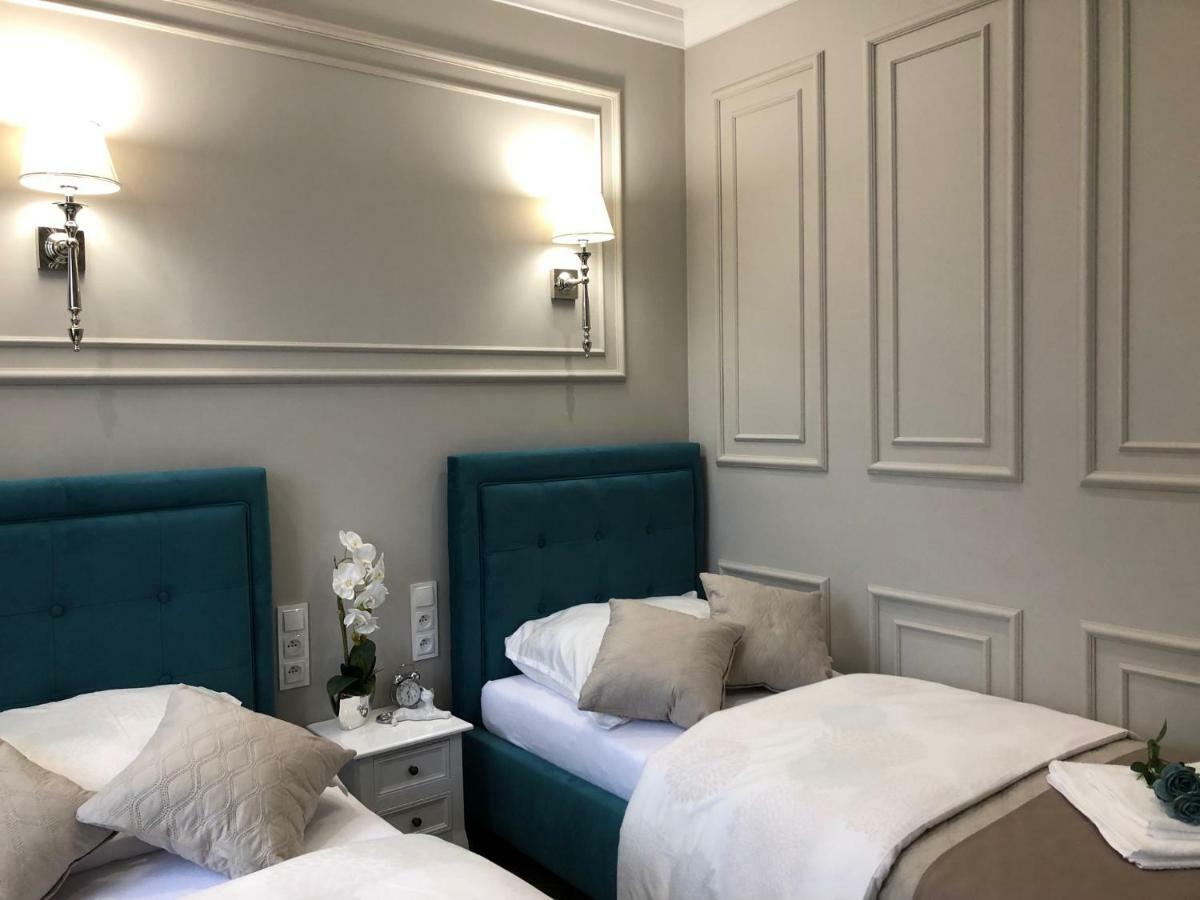 Family Sauna Apartments: Downtown Plac Wolnosci With 5 Bedrooms